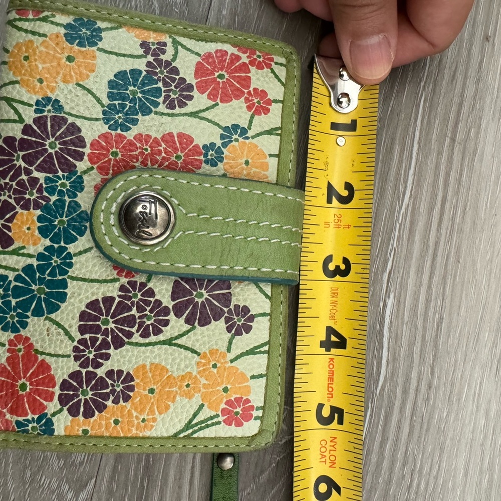Fossil Folded Wallet With Build In Coin Bag - image 6